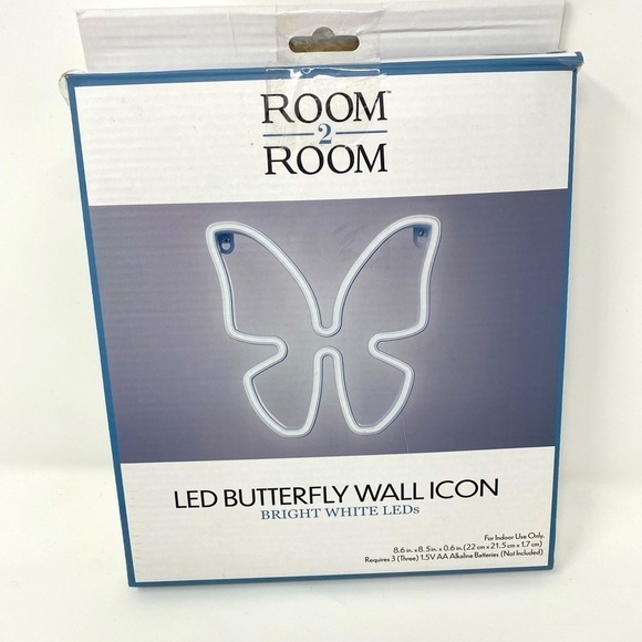 Room2Room LED Butterfly Wall Icon - Picture 1 of 4